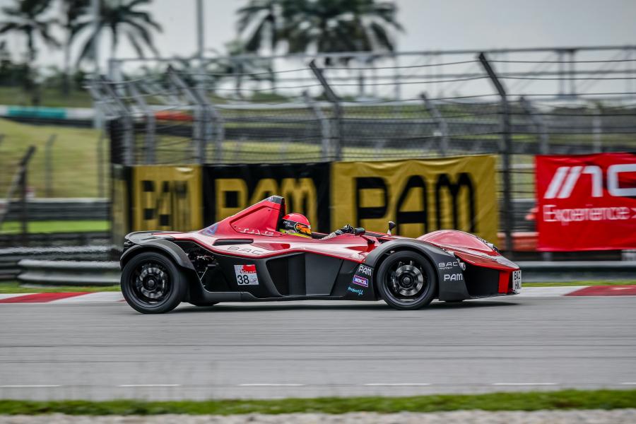  BAC Mono 2015 года  (фото 10 из 31)